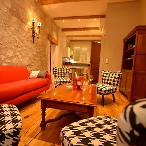 L'appartement Mathilde Apartment